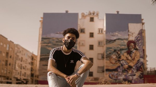 T shirt burberry homme : élégance et style incontournable